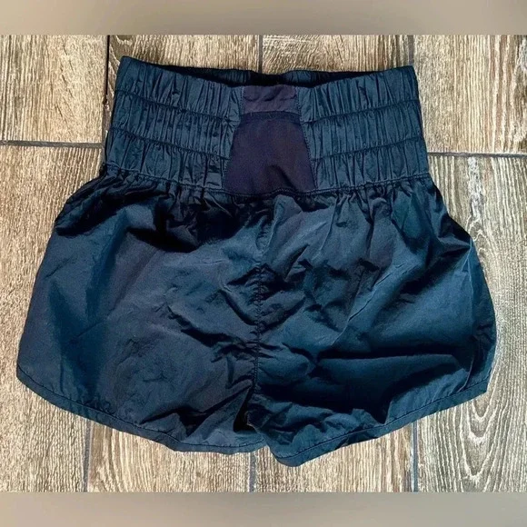 Free People Movement. Size Small - Picture 2 of 2